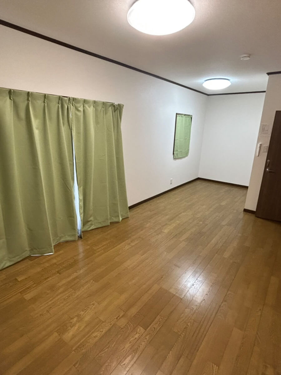 レホナ姫路東辻井Ⅱ号館の個室2