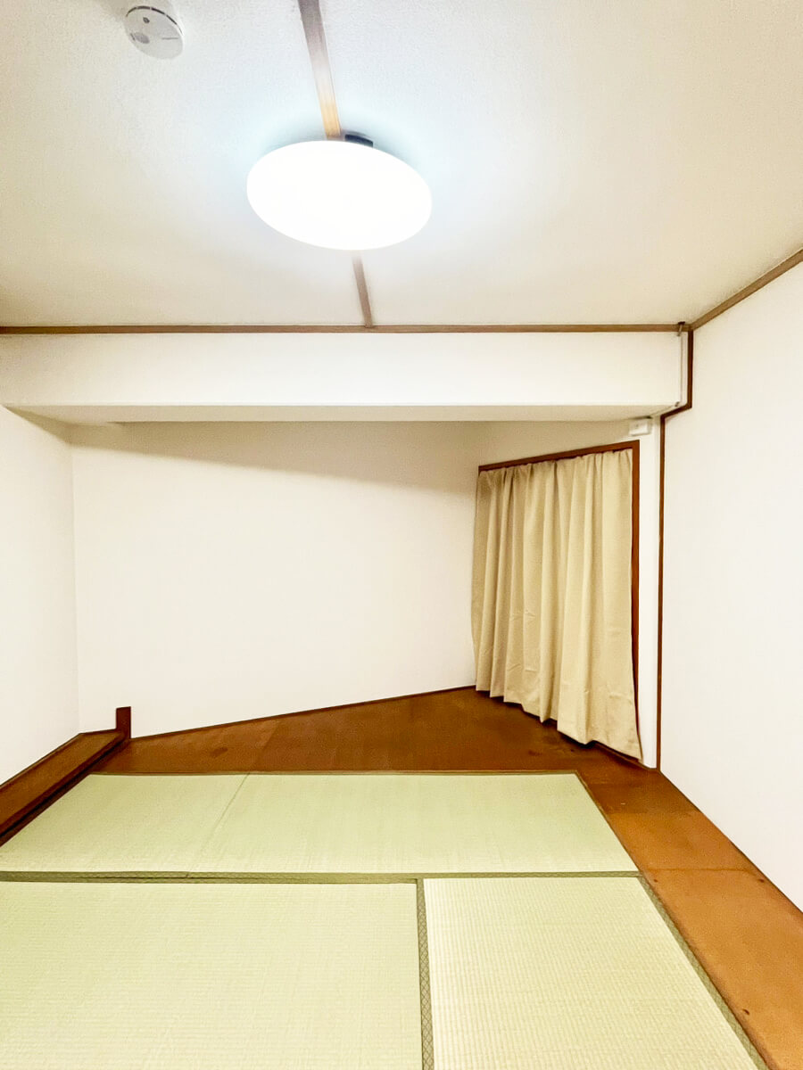レホナ神戸の個室2