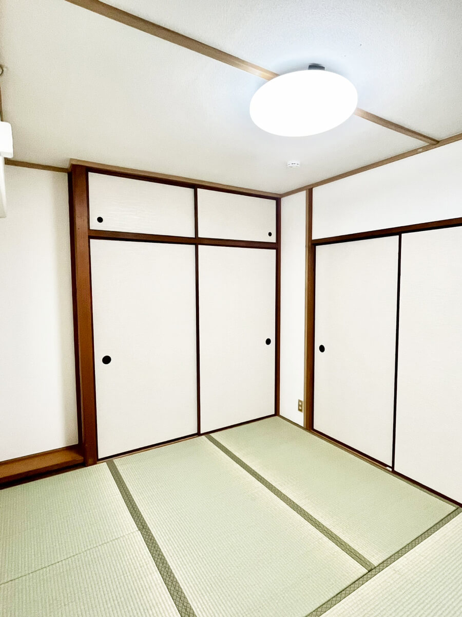 レホナ神戸IIIの個室1
