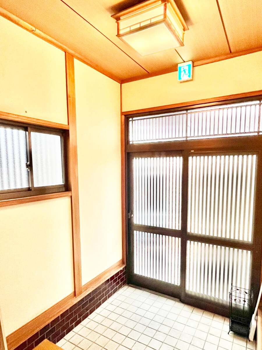レホナ姫路辻井の玄関
