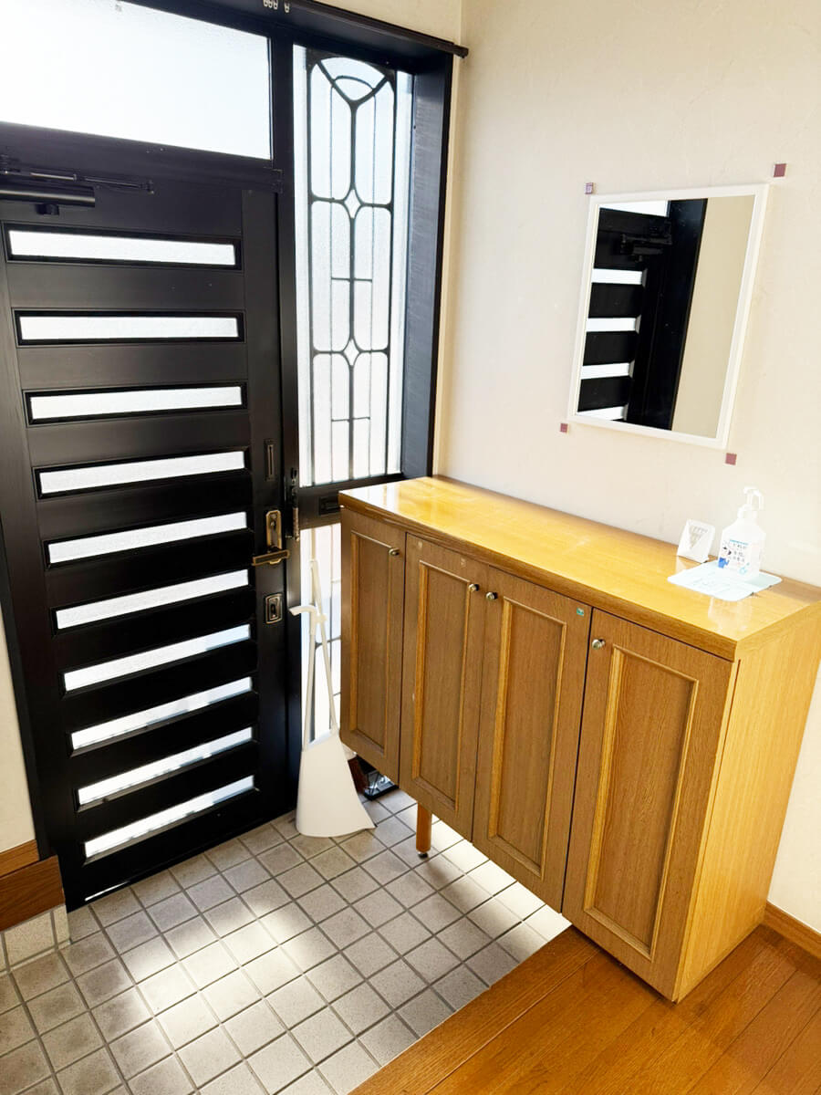 レホナ加古川養田の玄関